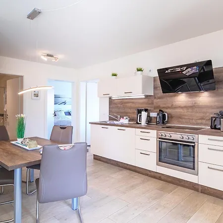 Hafenresidenz Waren Appartamento *