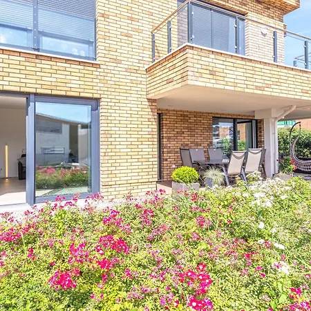 Hafenresidenz Waren 公寓 *