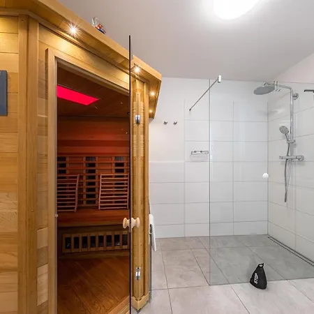 Hafenresidenz Waren 公寓 瓦伦