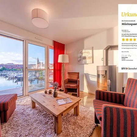 Hafenresidenz Waren 瓦伦