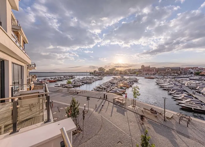 Hafenresidenz * Waren (Müritz)